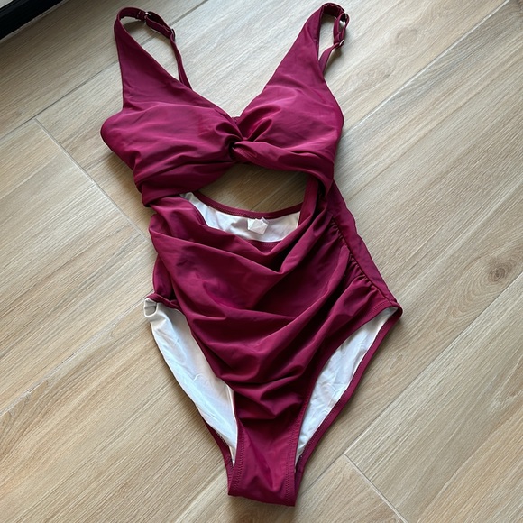 Pink blush Maternity Swimsuit - Picture 2 of 4